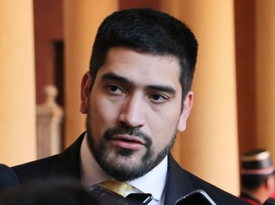 Abdo con el “consejo de ancianos” en el Palacio de López: invitación no era para exmandatarios, dicen - ADN Paraguayo