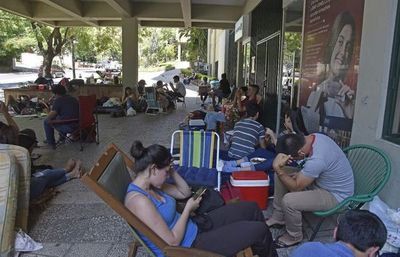 Estudiar idiomas constituye una llave que abre numerosas puertas - Periodismo Joven - ABC Color