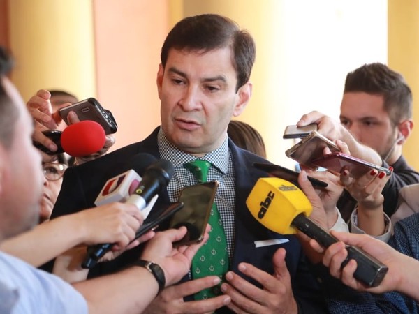Senador sobre el MEC: 'siento pena por la educación en Paraguay'