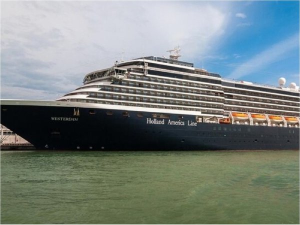 Tailandia prohíbe desembarco de crucero por riesgo de coronavirus