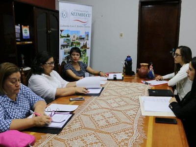Programa becas universitarias está en marcha en Ñeembucú y Caazapá