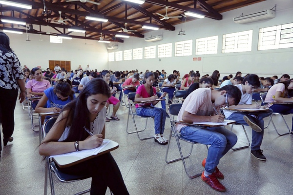 Este miércoles se habilita la plataforma online para postular a las becas de Itaipu - Noticde.com