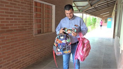 Una mochila, una sonrisa: la iniciativa que busca reutilizar lo que “sobra”