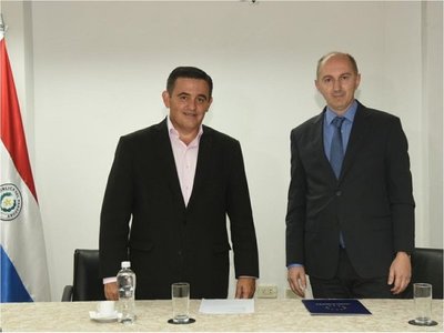 Embajador de la UE minimiza impasse con el MEC