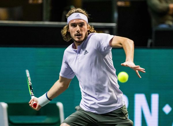 Tsitsipas remonta ante Hurkacz y se mete a octavos - Tenis - ABC Color