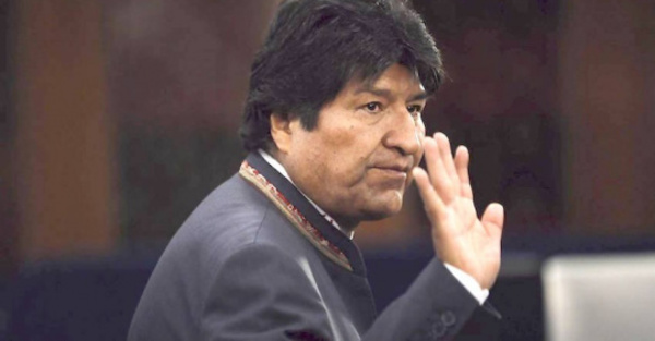 Evo Morales fue a Cuba para que le vean su naná