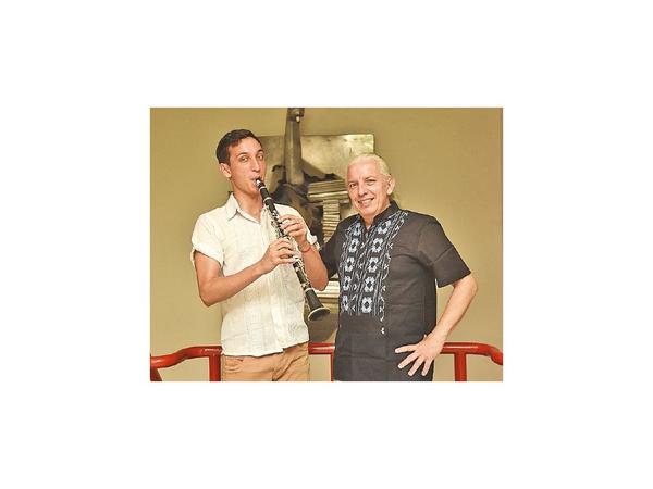 Concierto de Dani Moreno con sonidos de Latinoamérica