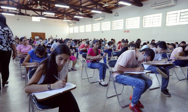 Habilita plataforma online para postulaciones a becas de Itaipú