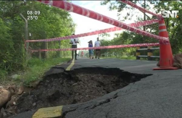 Asfalto se hunde en el Parque Ñu Guasú - SNT