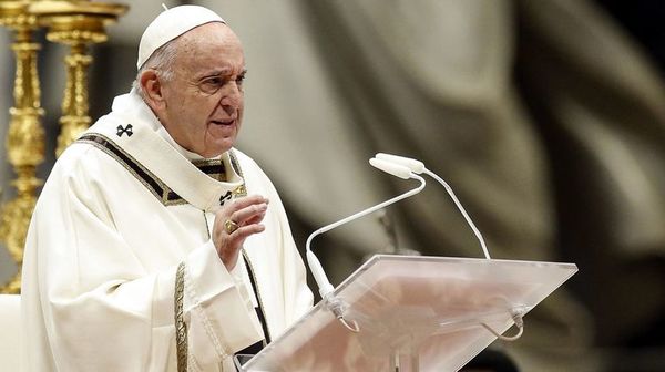 El Papa cierra la posibilidad de ordenar sacerdotes a hombres casados - Mundo - ABC Color