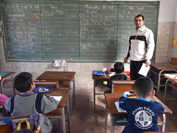 Viceministro de Educación insiste que las clases deben iniciar el 21 de febrero