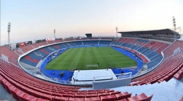 HOY /  Cerro Porteño espera sin público a Universitario