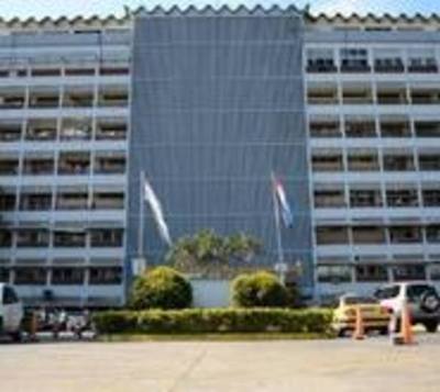 Asegurado de IPS deberá esperar 4 meses para someterse a estudio - Paraguay.com