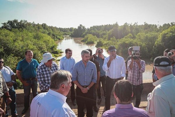 Mario Abdo anuncia obras y reivindica al gobierno de Stroessner - Nacionales - ABC Color