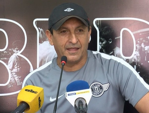 Ramón Díaz prefiere jugadores jóvenes