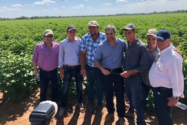 Mandatario reafirma apuesta del Gobierno de invertir en el Chaco para el desarrollo del país | .::Agencia IP::.