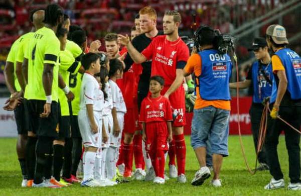 El secreto que esconde el ritual de los niños que salen al campo de juego con los futbolistas - SNT