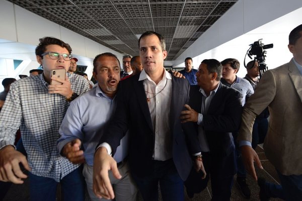 Venezuela: Líder opositor Guaidó promete avances tras regreso