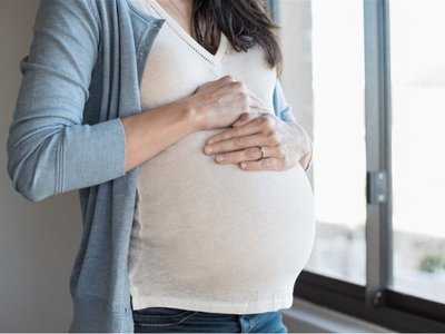 Estudio indica que coronavirus no pasa al feto al final del embarazo