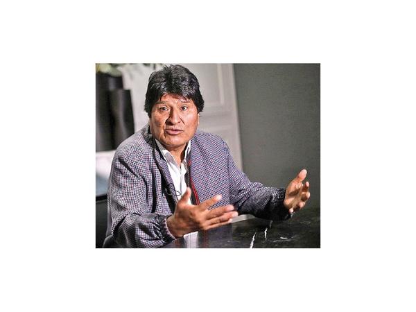 Rivales se oponen a candidatura de Evo Morales al Senado