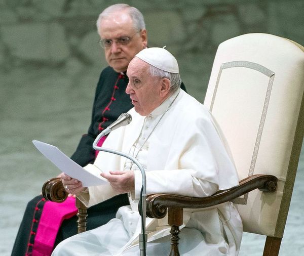 El Papa obvia posibles curas casados - Internacionales - ABC Color