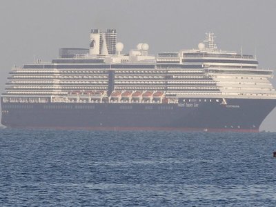 Crucero rechazado en 5 países por temor a coronavirus llega a Camboya