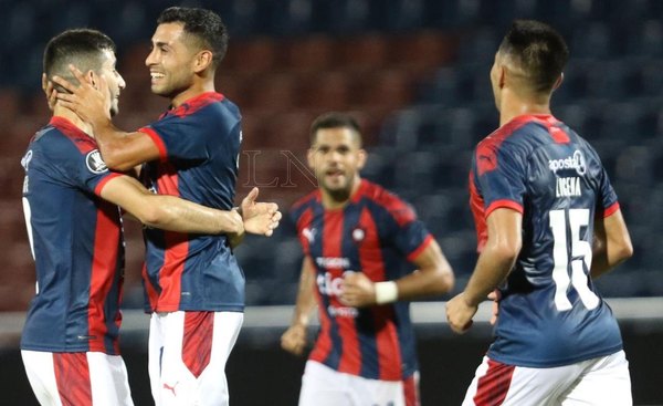 'Chiqui' explicó el juego copero muy defensivo de Cerro