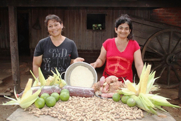 Crédito Agrícola aumentará en 50% los préstamos a mujeres emprendedoras