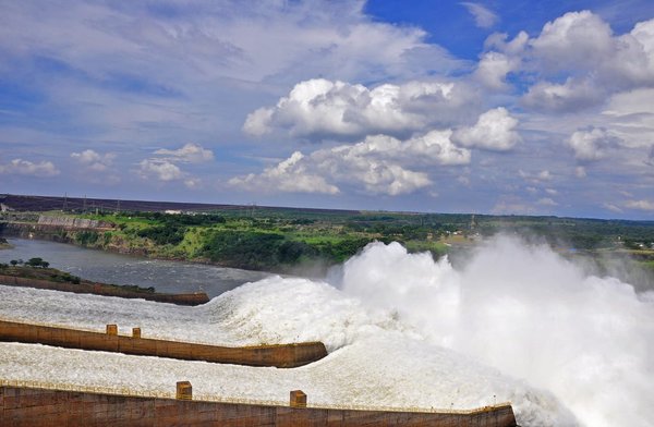 Itaipu superará esta semana la marca de 2.700 millones de MWh de energía acumulada | .::Agencia IP::.