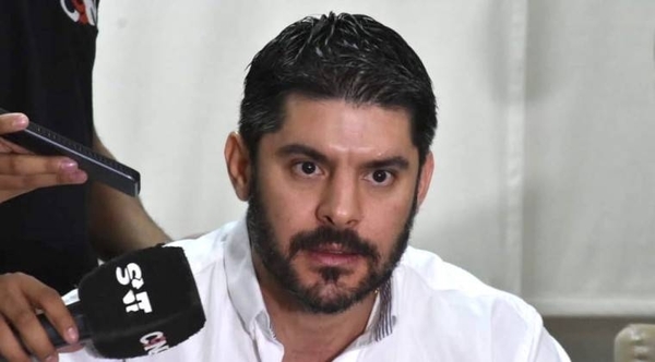HOY / “Nenecho” niega que su padre haya copiado: “Es parte de la política”