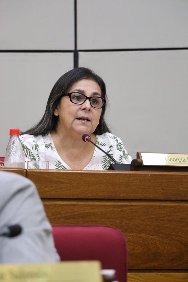 Senadores aprueban declaración de emergencia por dengue