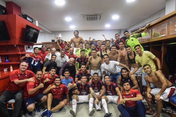 El dineral que asegura Cerro por avanzar en la Libertadores