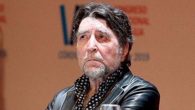 Operan a Joaquín Sabina por un derrame cerebral después de que sufriera una aparatosa caída en un concierto