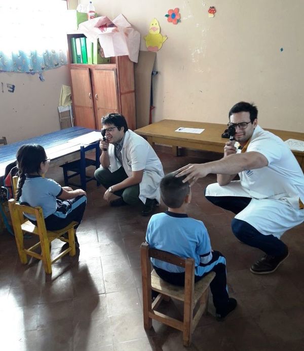 Recuerdan importancia de control oftalmológico antes de iniciar las clases | San Lorenzo Py