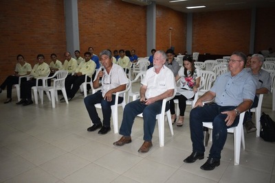 Loma Plata: Casi nula participación ciudadana durante informe de gestión municipal