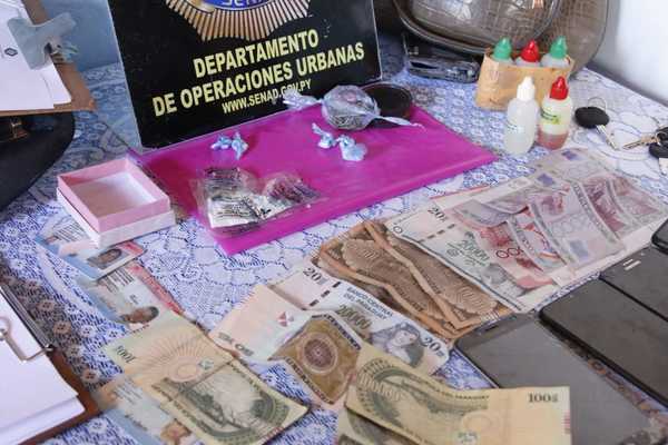 Senad detiene a familia de microtraficantes en Tacumbú - .::RADIO NACIONAL::.