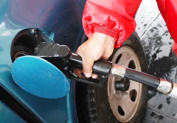 Hasta el 31 de marzo se mantiene precio del combustible