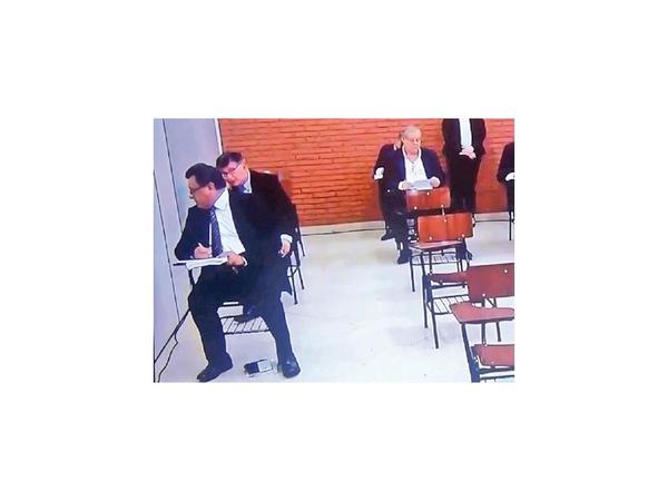 Candidato a la Corte Suprema niega  “copiatín” en examen