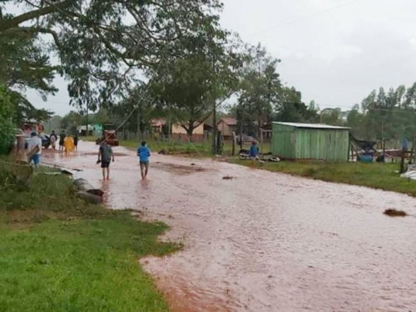 Un fuerte temporal ocasionó serios   daños  en Caazapá y en Misiones