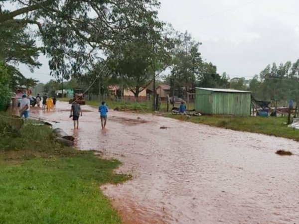 Un fuerte temporal ocasionó serios daños en Caazapá y en Misiones