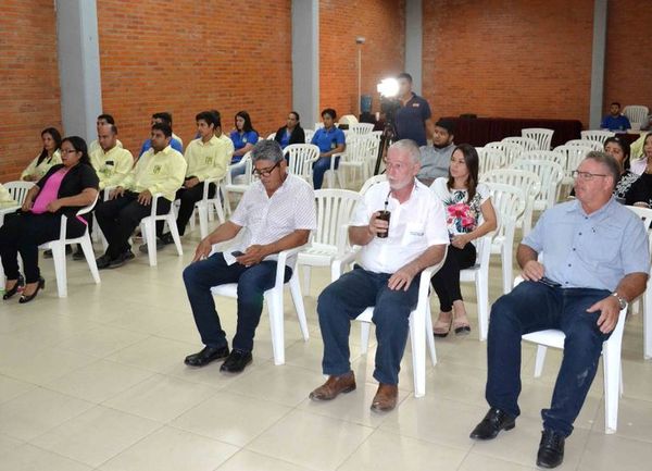 Contribuyentes no participan en audiencia de Loma Plata - Interior - ABC Color