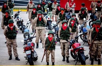 Chavismo da más poder a su brazo armado, las milicias bolivarianas - Internacionales - ABC Color