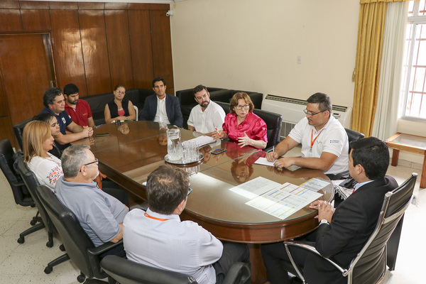 Avanza coordinación de trabajos para mensura judicial del Cerro Chovoreca | .::Agencia IP::.