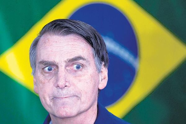 Insultos sin fin: para Bolsonaro Greenpeace es “una basura”
