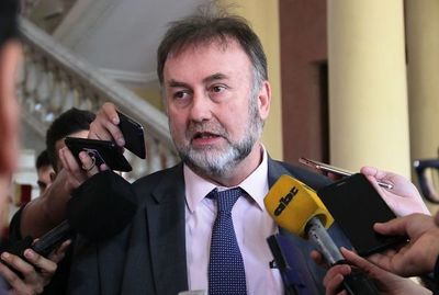 Ministro de Hacienda adelanta que solicitará al Senado modificar presupuesto 2020