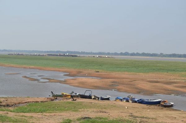 Bajante del río Paraguay provoca estragos en comercio fluvial
