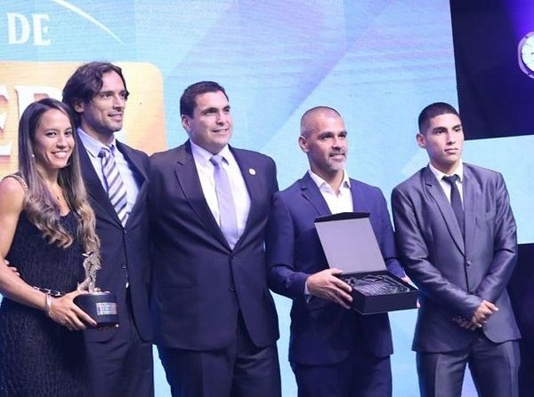 APF premia a los mejores equipos de 2019