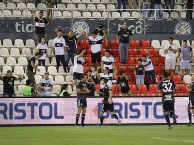 Olimpia toca el tetracampeonato haciendo historia Roque