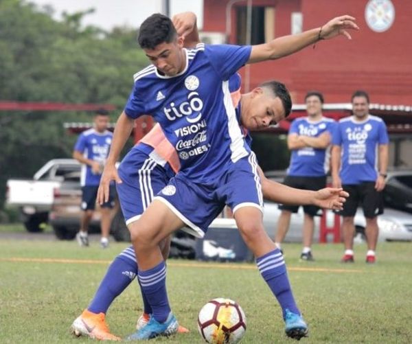 Albirroja concentrado en Ecuador define onceno