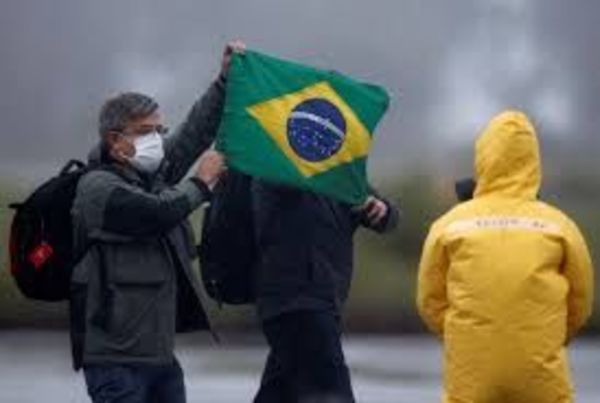 Operación “Regreso a la Patria Amada” trajo de vuelta a 34 brasileños del epicentro del coronavirus